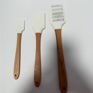 Rae Dunn White and Brown Spatula Set